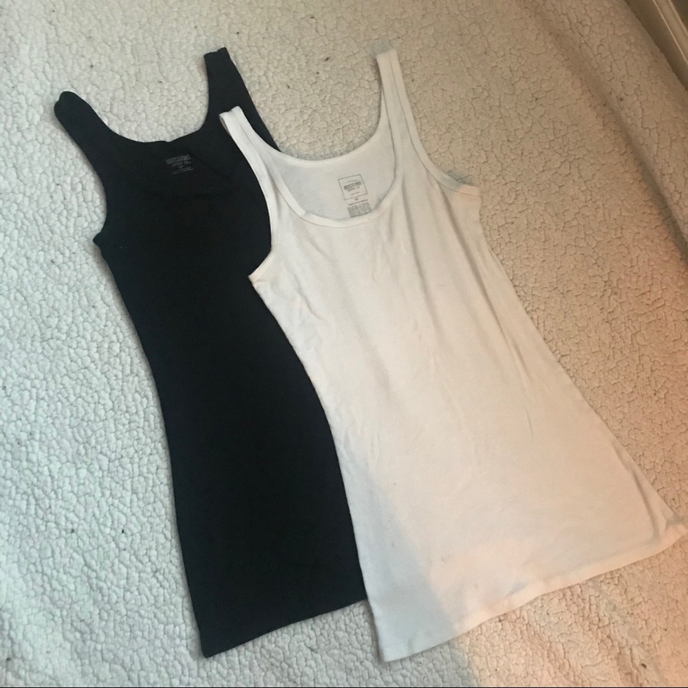 2️⃣ Mossimo Ribbed Tanks - Black & White